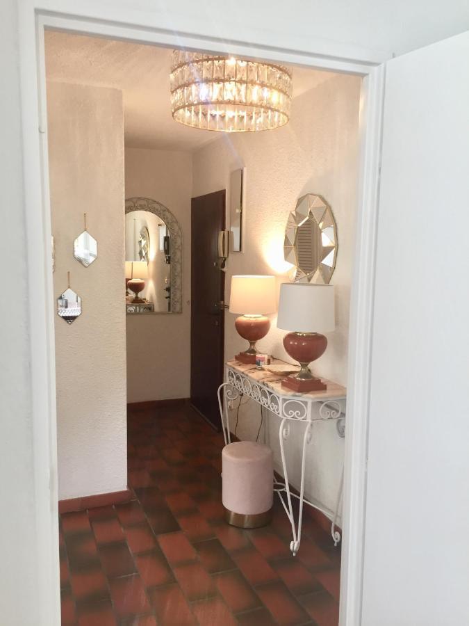 Appartement Spacieux Avec Jardin Coeur De St Tropez Saint-Tropez Eksteriør bilde